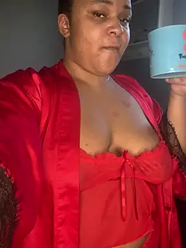 Snapshot of yourfavlightskinn chatting on 12-26-24, 03:20 yourfavlightskinn online show from 12-26-24, 03:20