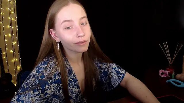 Snapshot of SindiWatsoon chatting on 06-04-26, 12:22 SindiWatsoon online show from 06-04-26, 12:22