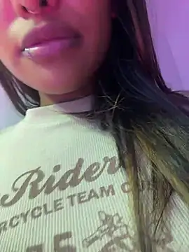 Snapshot of VictoireFeller chatting on 05-16-26, 03:03 VictoireFeller online show from 05-16-26, 03:03