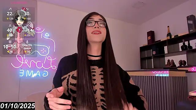 Bonnie Luxury online show from 10-01-25, 05:13