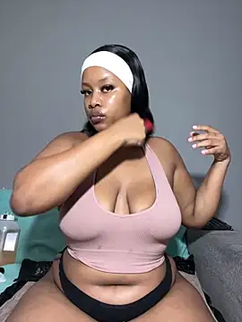 MimiCurves online show from 11-15-25, 01:40