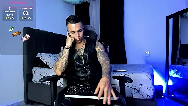 Aron Dark online show from 02-10-26, 11:09