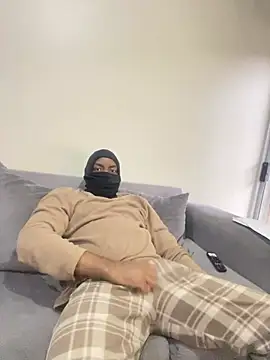 jaytee198610 online show from 04-16-26, 03:35