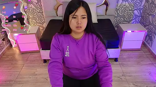 Snapshot of Mellani_tay chatting on 01-19-25, 03:18 Mellani tay online show from 01-19-25, 03:18