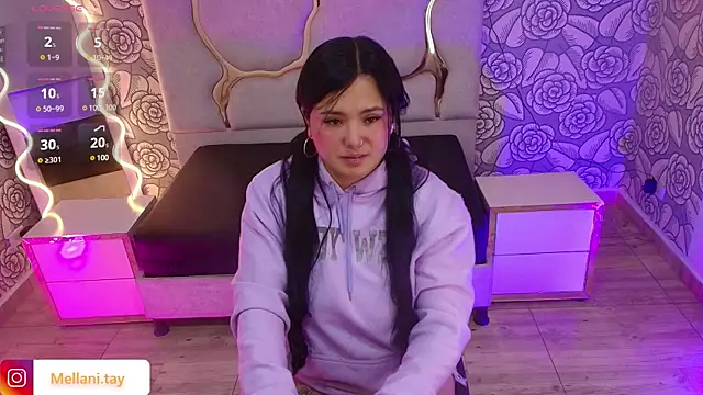 Snapshot of Mellani_tay chatting on 03-16-25, 03:14 Mellani tay online show from 03-16-25, 03:14