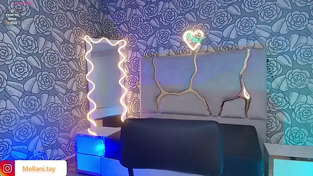 Snapshot of Mellani_tay chatting on 03-17-25, 09:33 Mellani tay online show from 03-17-25, 09:33