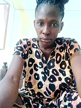 LOVELY-2BERRY online show from 02-13-26, 05:03