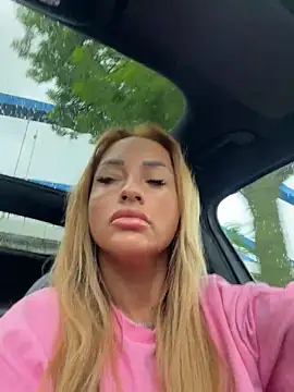 LovingBlondie online show from 05-23-26, 05:45