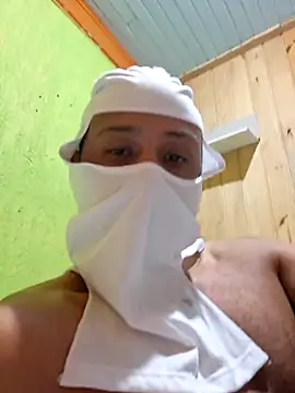 Snapshot of Kilmama chatting on 10-03-25, 02:08 Kilmama online show from 10-03-25, 02:08