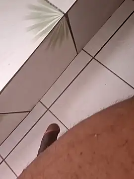 Snapshot of Kilmama chatting on 10-14-25, 08:09 Kilmama online show from 10-14-25, 08:09