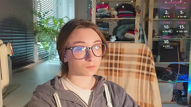 Snapshot of monlight__dana chatting on 03-18-25, 01:20 monlight  dana online show from 03-18-25, 01:20