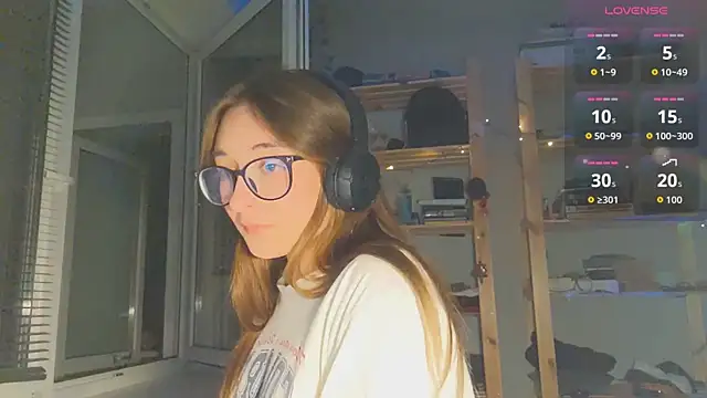 Snapshot of monlight__dana chatting on 09-12-25, 07:03 monlight  dana online show from 09-12-25, 07:03