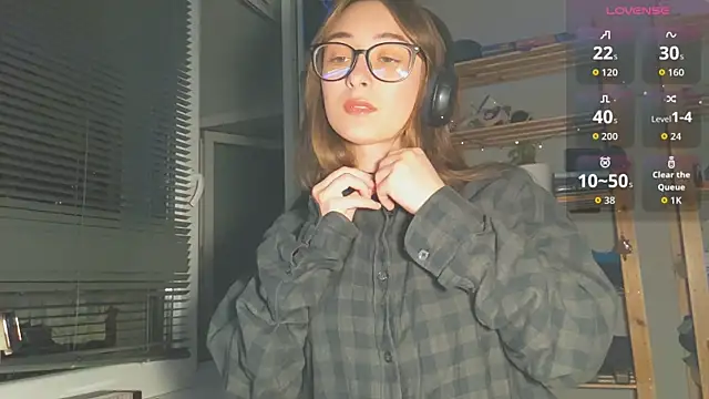 Snapshot of monlight__dana chatting on 09-29-25, 09:19 monlight  dana online show from 09-29-25, 09:19