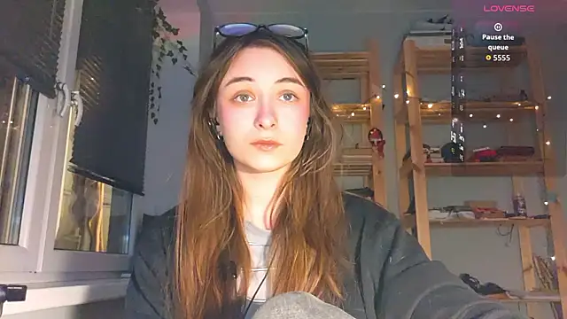 monlight  dana online show from 03-19-26, 06:45