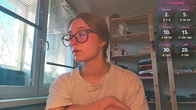 monlight  dana online show from 04-02-26, 04:15