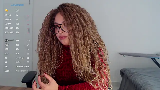  Just a queen 3 online show from 03-05-26, 02:46