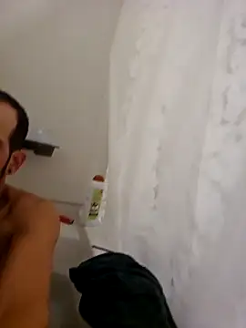 Snapshot of LongDongDaddy302 chatting on 12-06-24, 07:10 LongDongDaddy302 online show from 12-06-24, 07:10