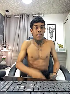 Alan Cute18 online show from 02-11-26, 12:43