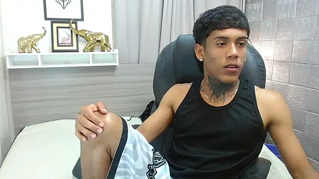 Alan Cute18 online show from 02-14-26, 04:31