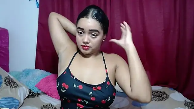 Snapshot of kiara_milf_ chatting on 04-14-26, 01:00 kiara milf online show from 04-14-26, 01:00