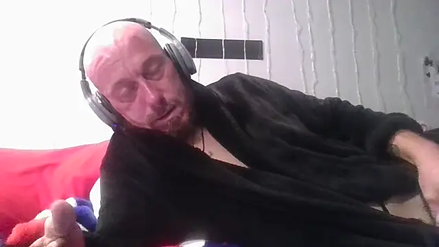 Snapshot of deepinnnnn chatting on 07-18-26, 07:45 deepinnnnn online show from 07-18-26, 07:45