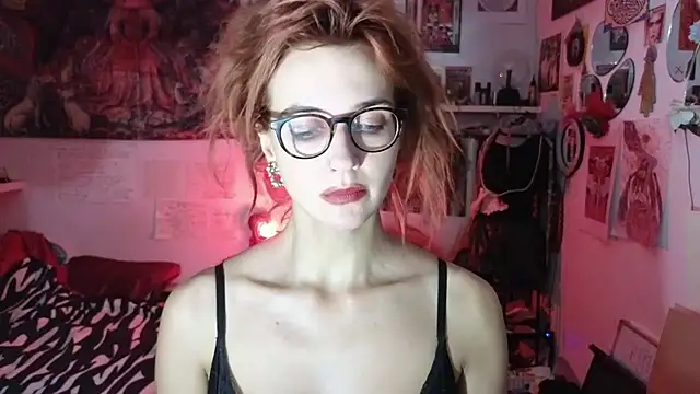 Snapshot of TatianaRomanov chatting on 07-04-26, 10:27 TatianaRomanov online show from 07-04-26, 10:27