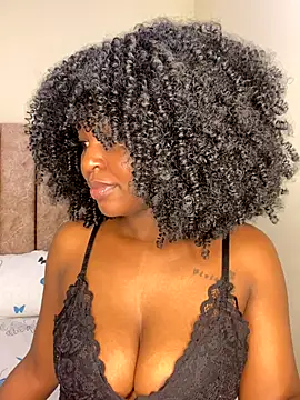 Snapshot of Sugar_plum44 chatting on 12-19-25, 03:19 Sugar plum44 online show from 12-19-25, 03:19