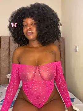 Snapshot of Sugar_plum44 chatting on 12-21-25, 04:41 Sugar plum44 online show from 12-21-25, 04:41