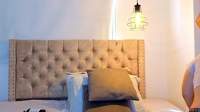 Anya Texas online show from 02-18-26, 07:54