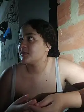 Snapshot of Liancy chatting on 07-17-26, 04:08 Liancy online show from 07-17-26, 04:08