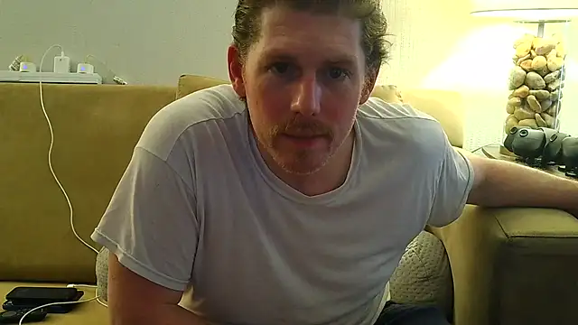 Snapshot of Rock_Pierce chatting on 06-21-26, 07:49 Rock Pierce online show from 06-21-26, 07:49
