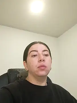 Im coco online show from 11-12-25, 12:49