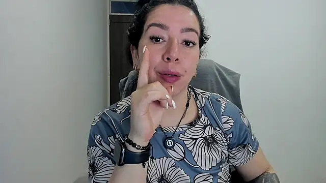 Snapshot of Im_coco chatting on 05-10-26, 11:37 Im coco online show from 05-10-26, 11:37