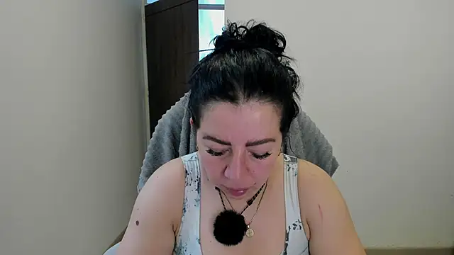 Snapshot of Im_coco chatting on 06-03-26, 12:52 Im coco online show from 06-03-26, 12:52