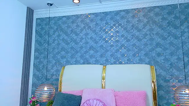 NaiomyLanes online show from 03-14-26, 01:27