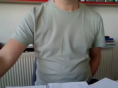Snapshot of fikoivos chatting on 06-05-26, 02:45 fikoivos online show from 06-05-26, 02:45