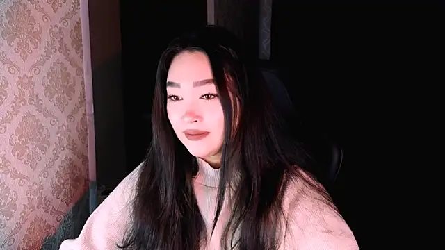 Snapshot of Erica_Wayne chatting on 10-31-25, 01:28 Erica Wayne online show from 10-31-25, 01:28