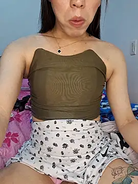 Snapshot of diosagolden chatting on 02-15-26, 06:54 diosagolden online show from 02-15-26, 06:54