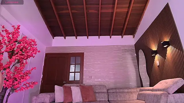 Anna parkker  online show from 03-11-26, 07:53