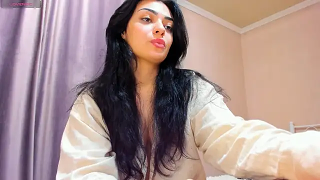 Snapshot of _cleopattra_ chatting on 12-05-24, 04:12 cleopattra online show from 12-05-24, 04:12