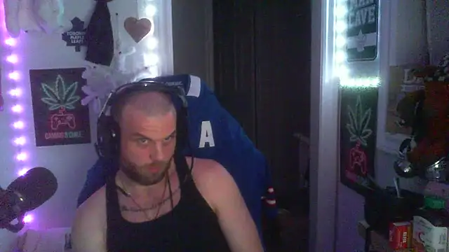 GeneralXMillyX online show from 11-17-25, 07:03