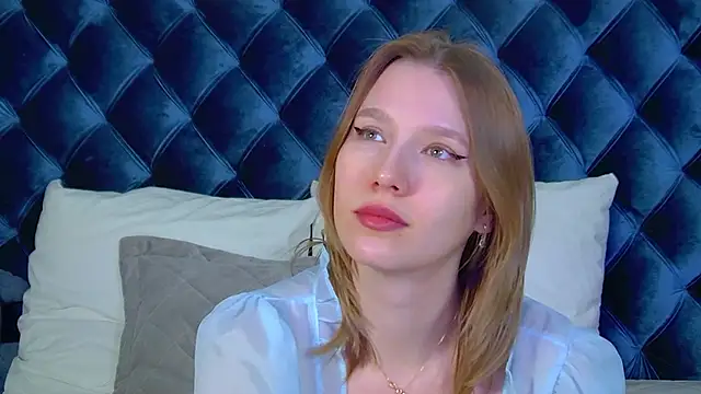 LiliLinn online show from 02-20-26, 06:10