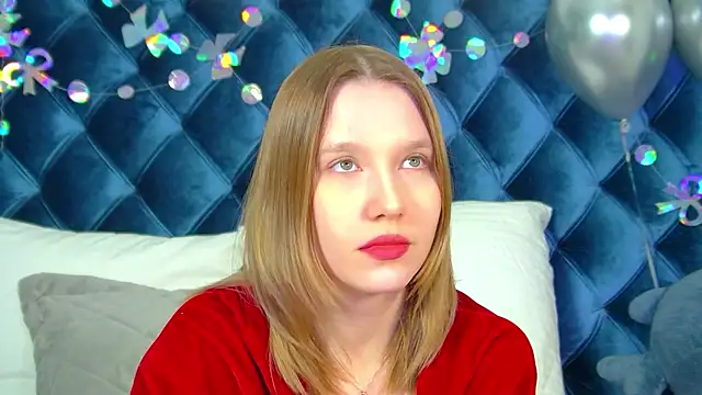 LiliLinn online show from 03-16-26, 06:06