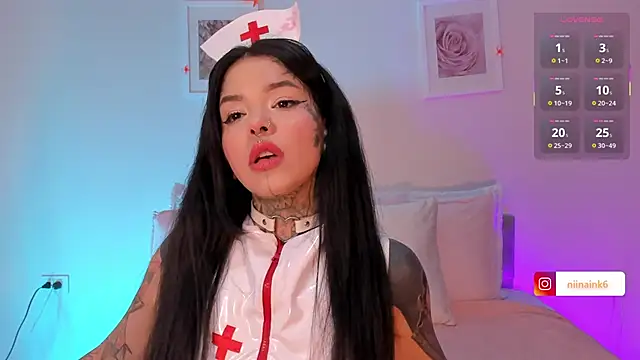 NinaInk online show from 10-26-25, 01:39