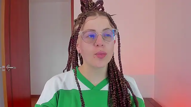 tekila   online show from 12-21-25, 08:49