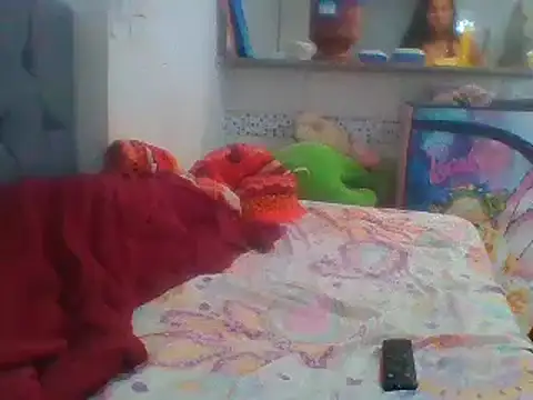 Snapshot of Indiazinhax chatting on 01-14-25, 05:12 Indiazinhax online show from 01-14-25, 05:12