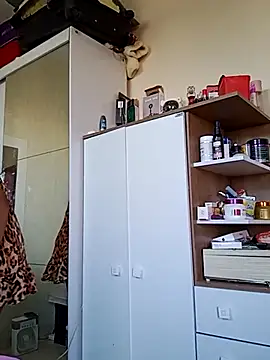 Snapshot of Indiazinhax chatting on 09-15-25, 10:26 Indiazinhax online show from 09-15-25, 10:26