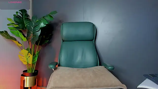 noah crux online show from 05-19-26, 10:38