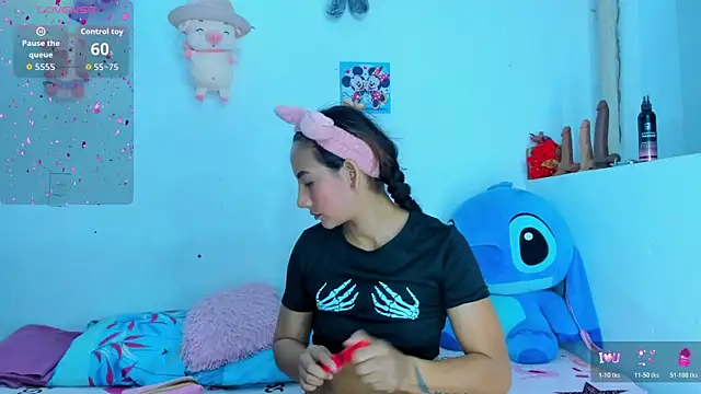 Snapshot of Valeria_Fitness chatting on 06-05-26, 07:03 Valeria Fitness online show from 06-05-26, 07:03