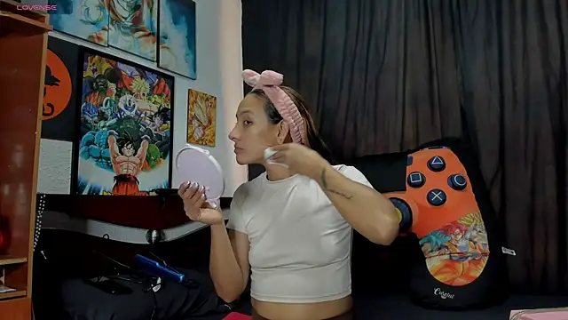 Snapshot of Valeria_Fitness chatting on 07-18-26, 08:56 Valeria Fitness online show from 07-18-26, 08:56
